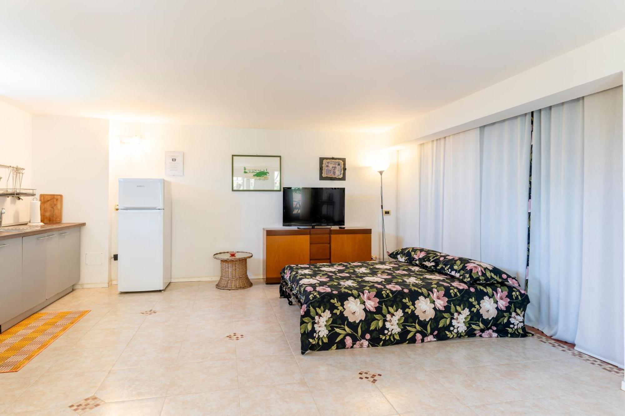 Tra Mare E Bosco Nella Splendida Casa vacanze Quercianella